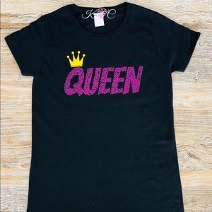 Queen T-Shirt in Black